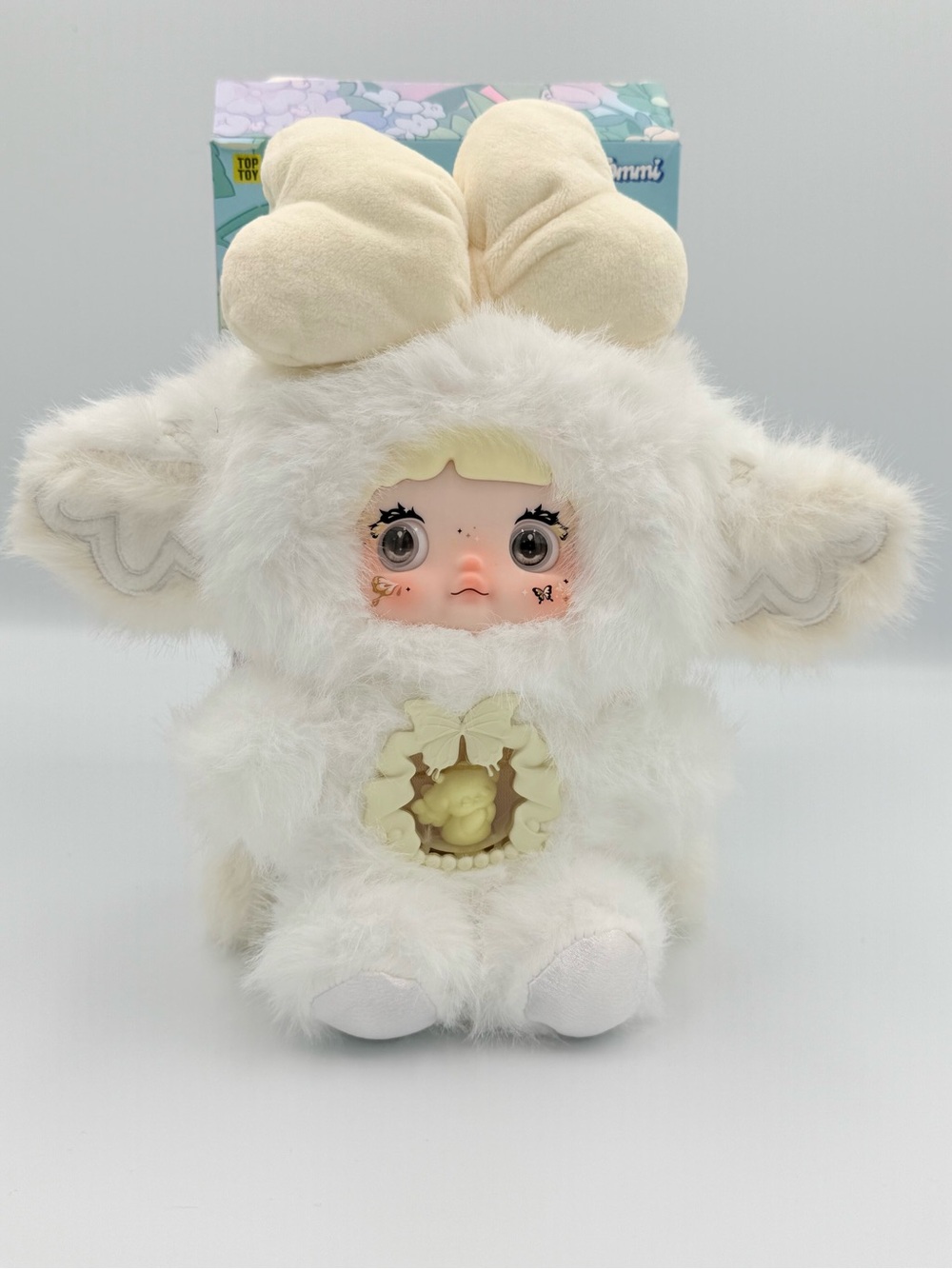 Nommi “Aurora” White Moth Girl Fantasy World Blind Box Bag Charm Plush 🦋
